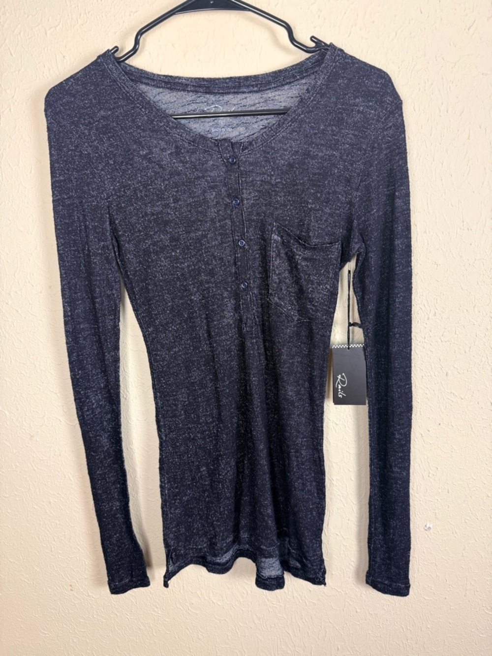 Rails Heathered Black Knit Henley Pocket Tee Casual Career Basics Women’s Small